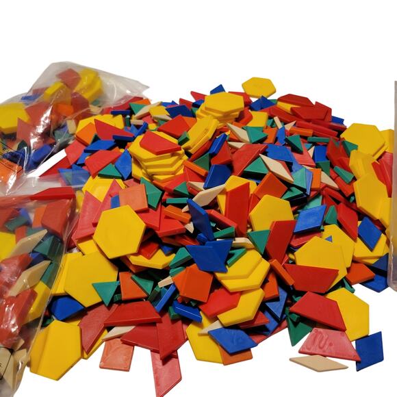 900 Plastic Pattern Blocks Math Manipulatives Shapes Geometry Homeschool Teacher - Picture 7 of 16